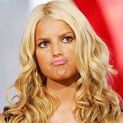 Jessica Simpson Kecewa Aksinya di Ranjang Terungkap