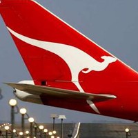 Tertinggal Penerbangan Qantas yang Menuju ke Jakarta 