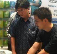 Microsoft Bangun Markas di Sarang Software Bajakan