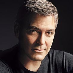 George Clooney Difavoritkan Raih Oscar