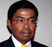 Idrus Dijemput Paksa dari Ruang Lobi