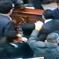 Lemparkan Botol ke Marzuki, Markus Siap Dilaporkan ke BK