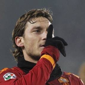 Totti Pemain Terbaik Italia