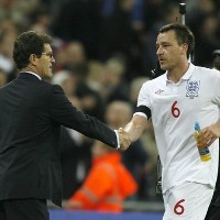 Capello Juga Minta Terry Tak Dicemooh