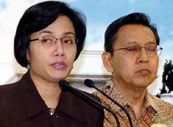 Tim 9 Minta Sri Mulyani dan Boediono Nonaktif 