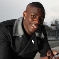 Akun FB Palsu Bikin Micah Resah