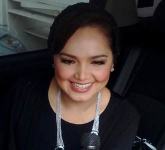 Siti Nurhaliza Hitam-hitam
