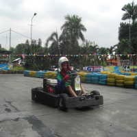 Tegur Ayah Yang Nyetir Sembrono