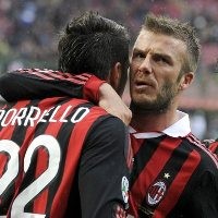 Beckham Isi Posisi Pato