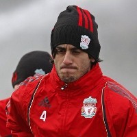 Nantikan Aquilani Musim Depan!