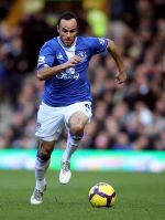 Everton: Lebih Lama Dong, Donovan