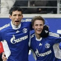 Bayern Imbang, Schalke Menang