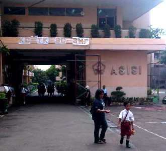 SD Asisi Bersolek Sambut Obama