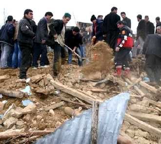 Turki Digoyang Gempa 6,0 SR