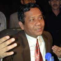 Mahfud Laporkan Gratifikasi Emas 66 Gram dan Duit Rp 20 Juta ke KPK