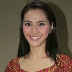 Maudy Koesnaedi Tertawakan Gosip Pisah Ranjang