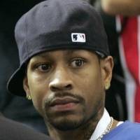 Iverson Curhat di Twitter