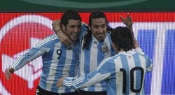 Ada Jacuzzi dan TV LCD di Markas Argentina