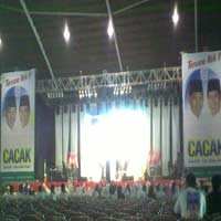 Pendukung Arif-Adies Mulai Berdatangan di Jatim Expo