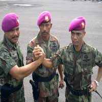 Tongkat Komando Brigif-1 Marinir Berpindahtangan 