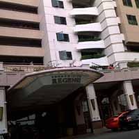 Seorang Pria Tewas Jatuh dari Lantai 21 Kondominium Regensi