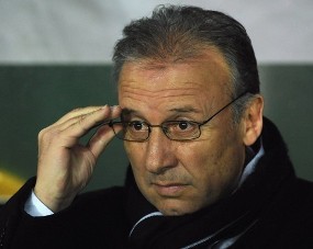 Akan Terus Pertahankan Zac, Juve?
