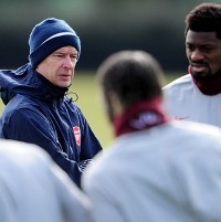 Arsenal Mau Ubah Catatan Tiga Dekade Lebih