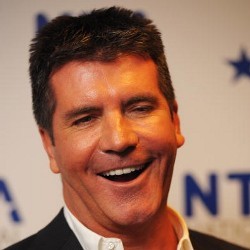 Simon Cowell Minta Dibuat Hak Asasi untuk Binatang