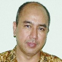 Marka Jalan di Depan RS Fatmawati Benar-benar Membingungkan 