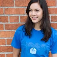 Galang Dana, Yayasan Linux Buka Toko Souvenir