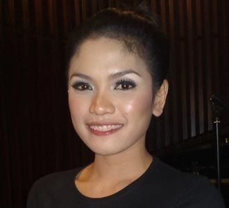 Nikita Tantang Kiki The Potters Sumpah Pocong