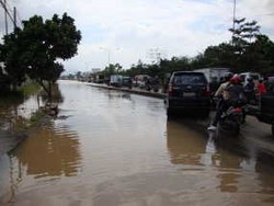 Pusair Akan Pasang Pemantau Air di Sungai Citarum