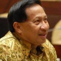 Siap Pimpin PSSI, EE Mangindaan Soroti Korupsi