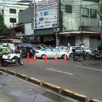 Warga Masih Padati Lokasi, Lalu Lintas Senen Masih Dialihkan