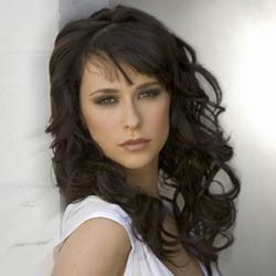 Jennifer Love Hewitt Jadi Pelacur di TV