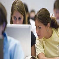 Laptop Dituding Jadi Pengganggu di Kelas