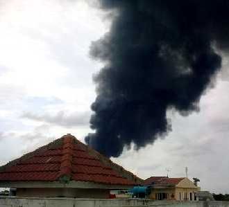 Pabrik Sandal Dilalap Api