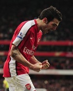 Fabregas Belum Bisa Tampil