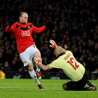Rooney Dua, MU Tak Terbendung
