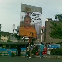 Reklame di Bandung akan Ditempeli Stiker Informasi Perizinan