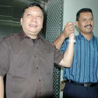 Diusung 4 Partai, Fandi Utomo Jalani Tes Kesehatan 