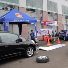Top1 dan GT Radial Ajak Komunitas Mobil Nyetir Aman