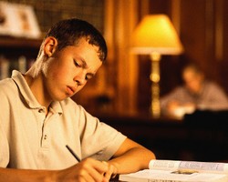Persiapkan Anak Ujian Tanpa Tertekan