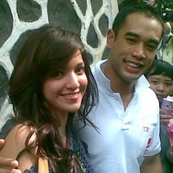 Jelang Menikah, Nia Ramadhani-Ardi Bakrie Gelar Pengajian