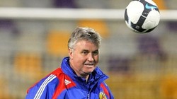 Hiddink Tutup Spekulasi Latih Pantai Gading