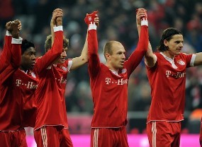 Van Gaal Nilai Bayern Sedikit Beruntung