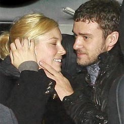 Justin Timberlake Bantah Putus dengan Jessica Biel