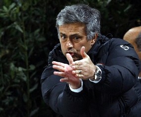 Mourinho Pede Pulang ke Stamford Bridge