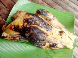 Gurih Wangi Opor Bakar