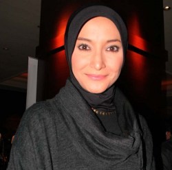 Inneke Koesherawati Panas Dingin Main Film Lagi 